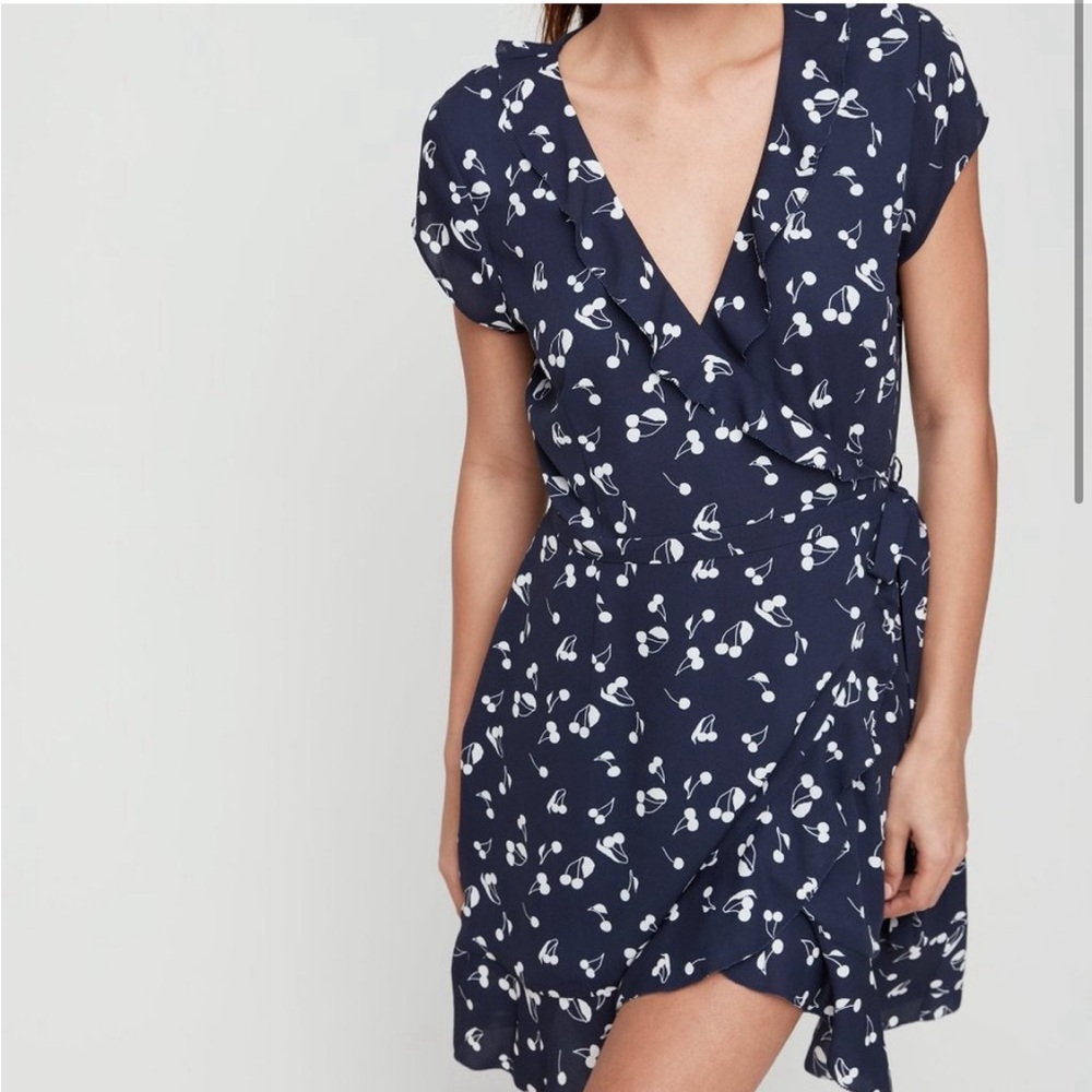 Aritzia • Sunday Best Savoy Cherry Print Navy Blue Tie Wrap Mini Dress • Size 8